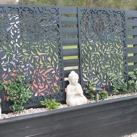 The Woodlands Hideaway - Premium Acreage Guesthouse Browns Plains Eksteriør billede